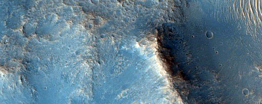 Kasei Valles Side Canyon
