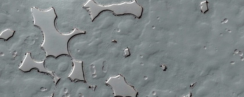 540-Meter Diameter Crater on South Polar Layered Deposits
