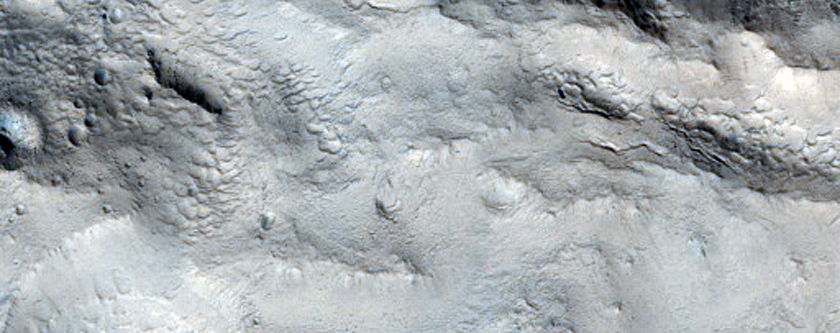 Buttes and Layers in Northern Arabia Terra
