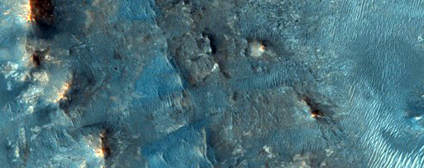 Well-Exposed Southern Portion of Hargraves Crater Ejecta Blanket
