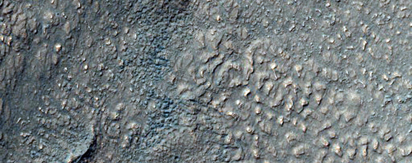 Well-Preserved 9-Kilometer Impact Crater
