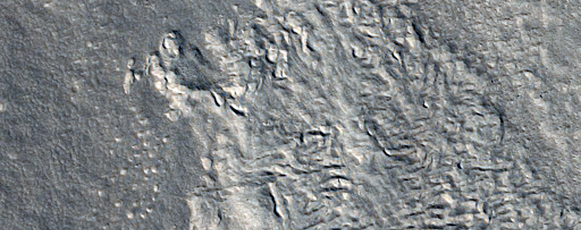 Ridge Around Mound in Northern Mid-Latitudes
