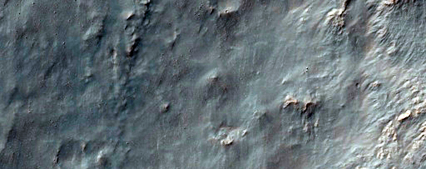 Southern Ejecta and Rays of Istok Crater
