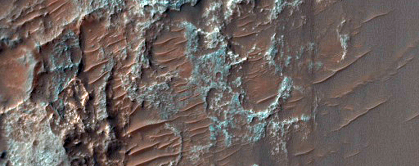 Floor of Uzboi Vallis South of Nirgal Vallis
