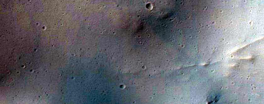 Fresh Crater along Loire Valles
