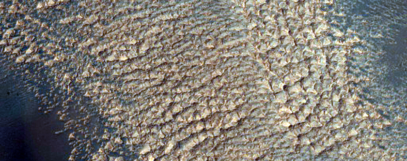 Exposure of Noctis Labyrinthus Plateau with Light-Toned Layered Deposits
