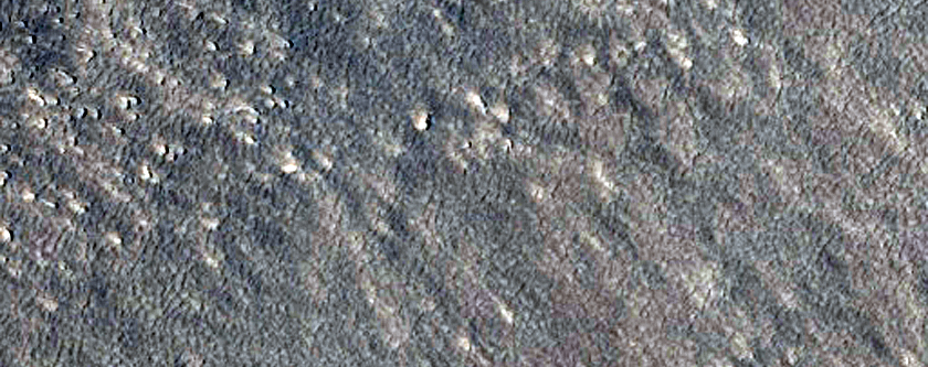 Fractured Mounds in Ismeniae Fossae
