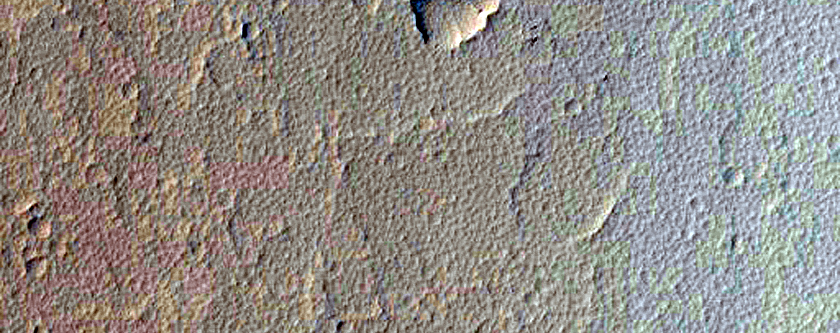 Fluxos descendentes nas paredes de cratera na regio a oeste de Echus Chasma