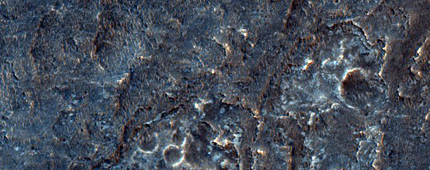 Vestre flanke av terreng i Hydrae Chasma