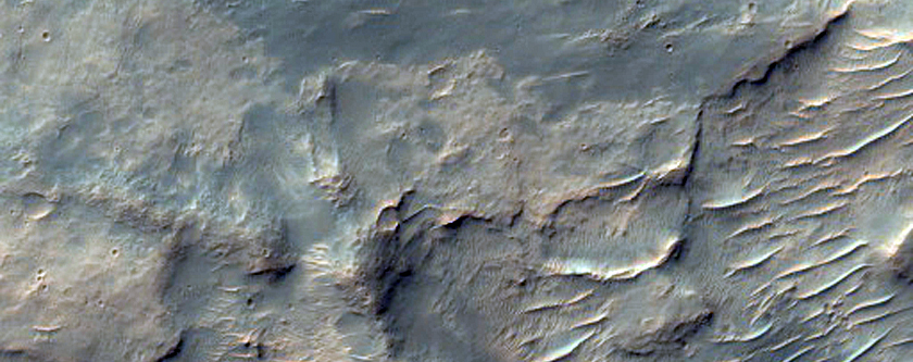 Candidate Landing Site for 2020 Mission in Kashira Crater
