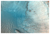 Fresh Rocky Crater in Acidalia Planitia
