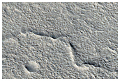 Sinuous Ridges in Northern Arabia Terra
