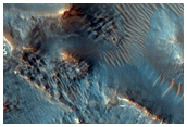 Flow Ejecta from Large Crater in East Hellas Planitia

