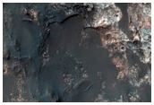 Dark Ridges Over Light-Toned Substrate in Eridania Region
