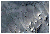 Well-Preserved 6-Kilometer Diameter Crater in Daedalia Planum
