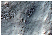 עמקים ופני שטח בין מכתשי-פגיעה בארץ טרה קימריה (Terra Cimmeria)