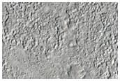מכתשים ותלוליות קטנות בגבעות אסטפוס קולס (Astapus Colles)