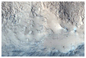 Flow Ridges around Mound West of Lockyer Crater
