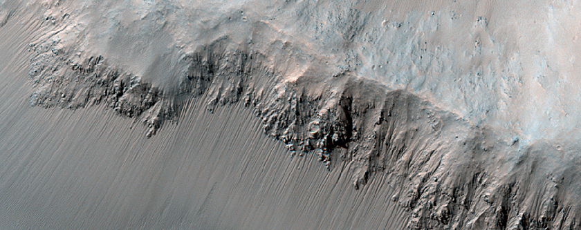 Doorlopende observatie van hellingen in Juventae Chasma