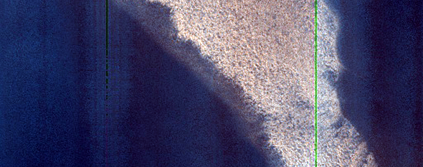 Fallegar sandöldur á norðurpól Mars