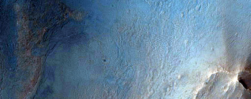 מפולות במכתש-פגיעה ליד תלמים נילי פוסאי (Nili Fossae)