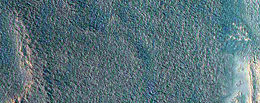 Mid-Chasma Boreale Basal Scarp
