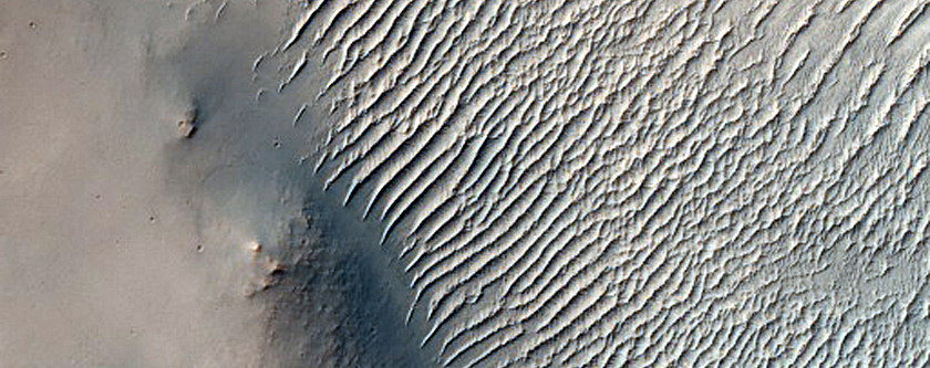 Channel in Noachis Terra
