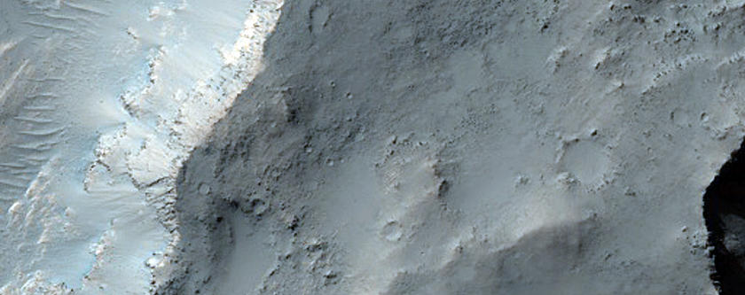 Slope Monitoring in Wislicenus Crater
