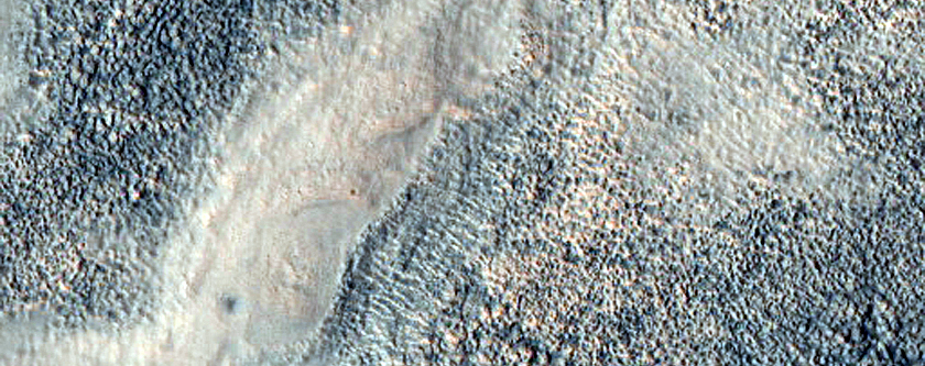 Pitted Cones on Ridge in Chryse Planitia
