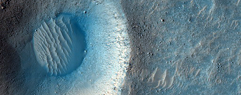 Fresh Crater in Kasei Valles
