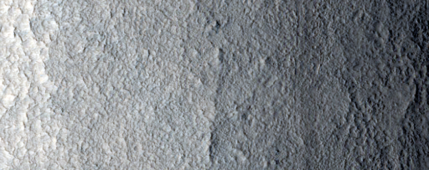 Possible Flow Material in Mamers Valles
