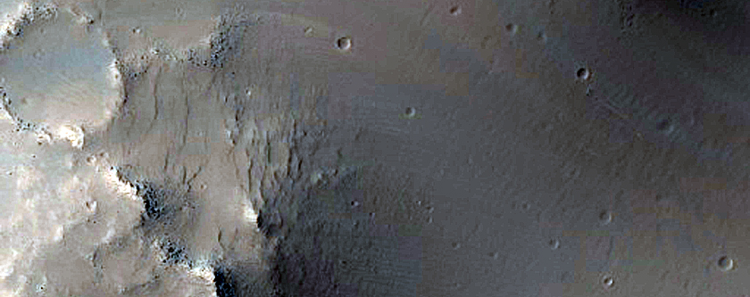 Rim of Crater in Daedalia Planum
