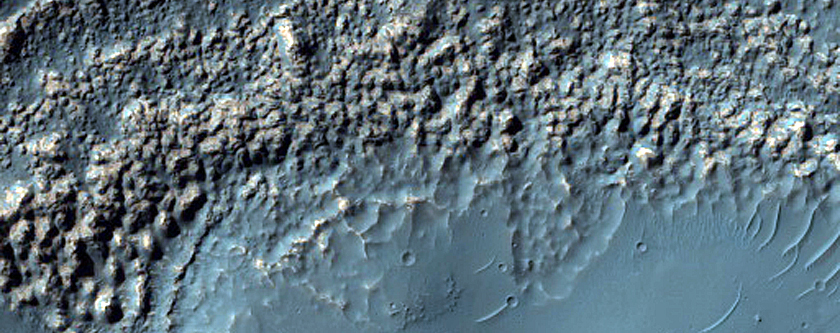 Mantle Layers in Coracis Fossae
