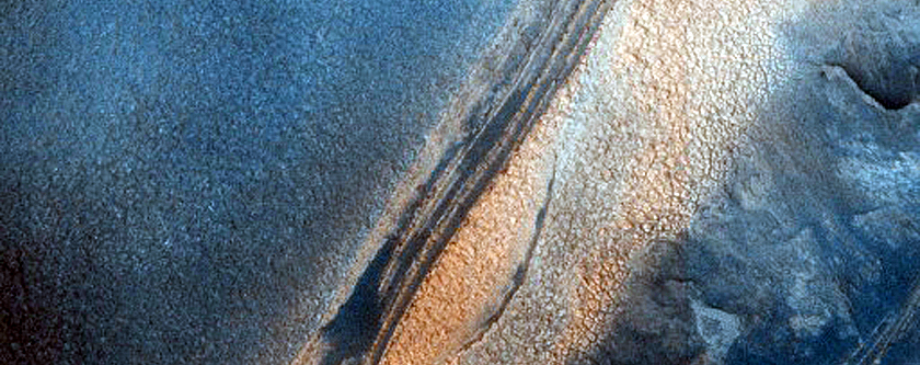 Chasma Boreale Eastern Head Scarp
