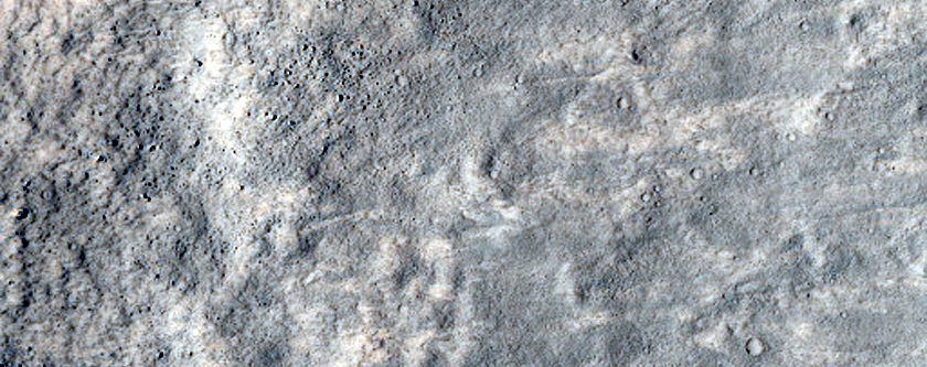 Well-Preserved 1 Km Impact Crater
