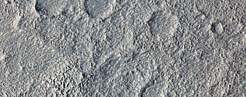Layers in Crater in Northern Mid-Latitudes
