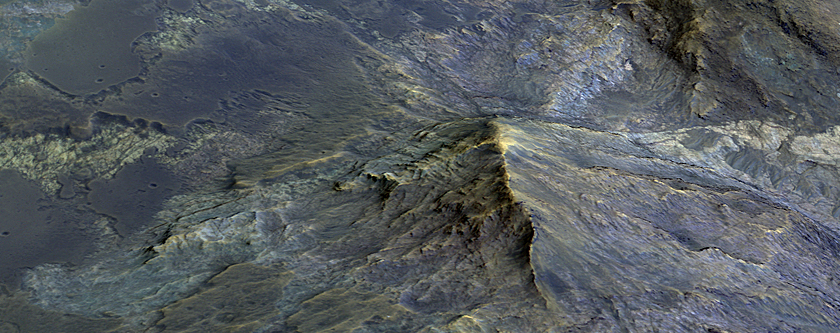 Tell-Tale Bedrock in Tyrrhena Terra