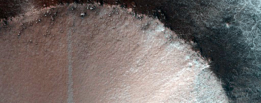 Well-Preserved 1-Kilometer Diameter Impact Crater

