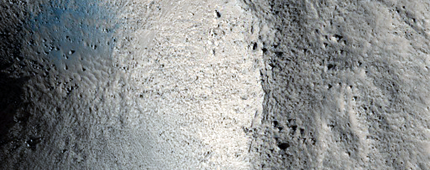 Well-Preserved Impact Crater
