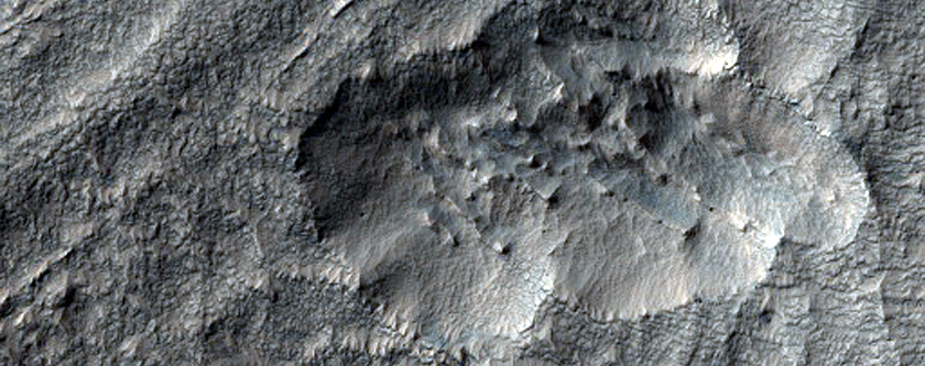 Flow to the East of Hellas Planitia