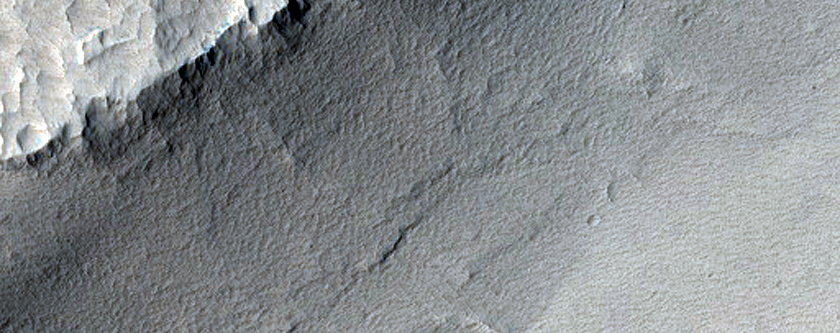 Layers in Noctis Labyrinthus
