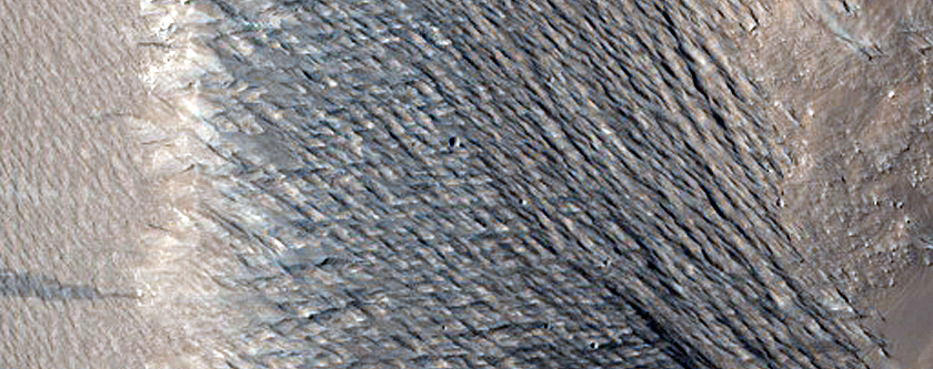 Streamlined Form in Labou Vallis