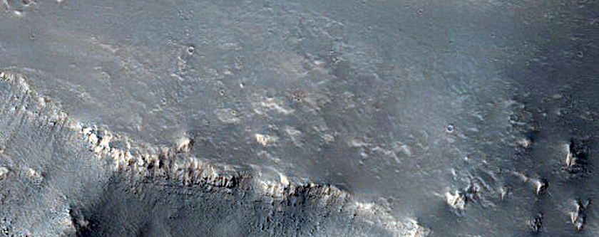 Layers in Scarp South of Ius Chasma
