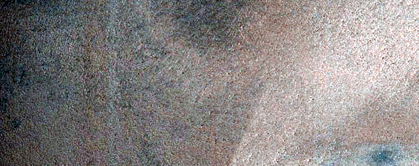 Well-Preserved North Polar Crater
