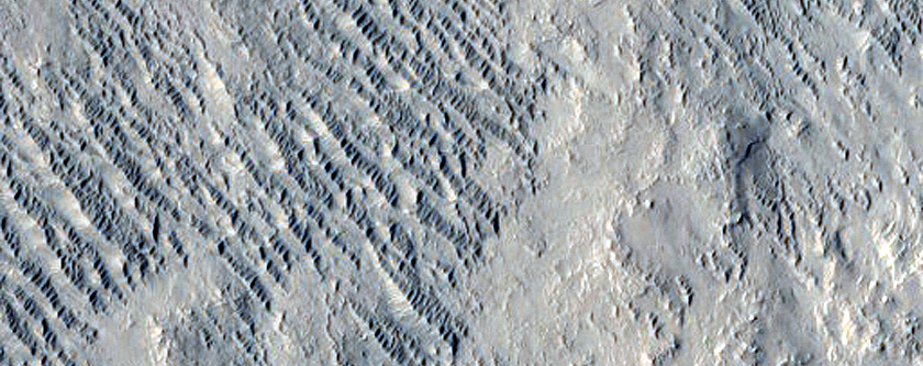 Region East of Avernus Cavi
