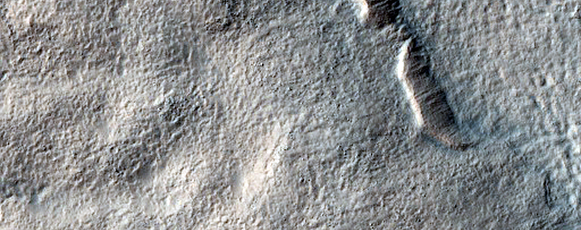 Dipping Layers along Mesa South of Reull Vallis
