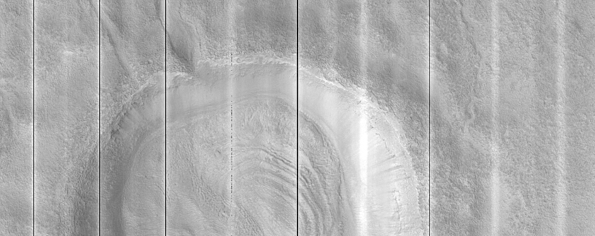 Crater in North Arabia Terra
