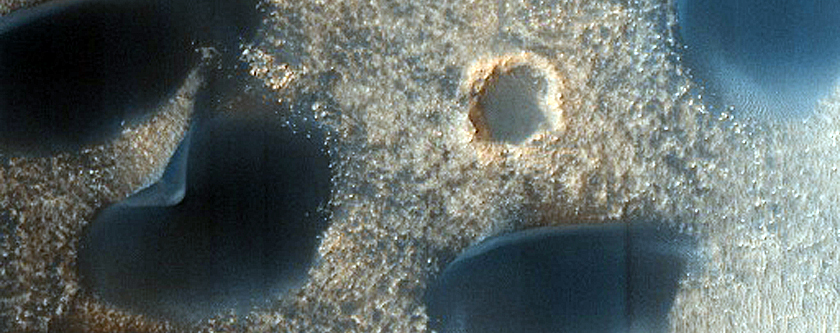 West Hellas Planitia Extra-Crater Dune Field
