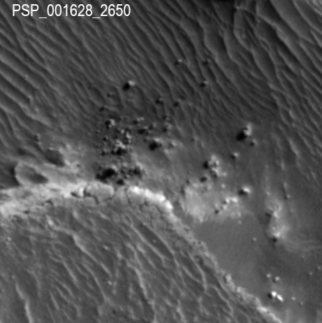 Марсианская ледяная лавина можно, Значительная, фотографией, сходу, привело, ледяных, одной, обрушился, регионе, показывает, сделанной, склона, Сравнение, далеко, подножия, скопление, увидеть, изменений, таких, запечатлено
