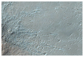 Parvus recensque crater